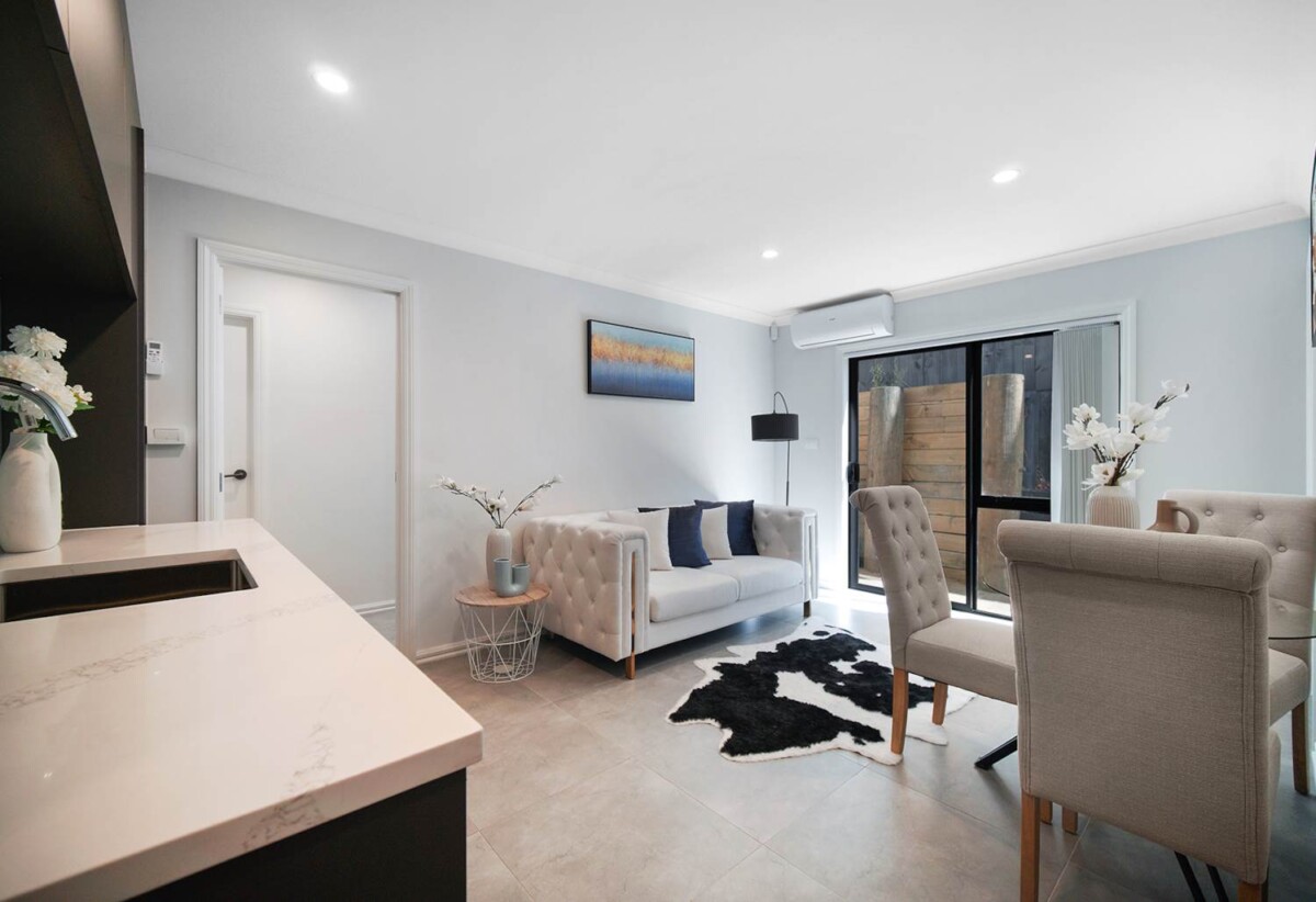 Ormiston school zone, 380m2 8 bedshouse on 401m2 section, with 3 beds granny and 1-bed granny, 14 Castlebane Lane, Flat Bush, Auckland