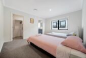 Ormiston school zone, 380m2 8 bedshouse on 401m2 section, with 3 beds granny and 1-bed granny, 14 Castlebane Lane, Flat Bush, Auckland