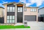 Ormiston school zone, 380m2 8 bedshouse on 401m2 section, with 3 beds granny and 1-bed granny, 14 Castlebane Lane, Flat Bush, Auckland