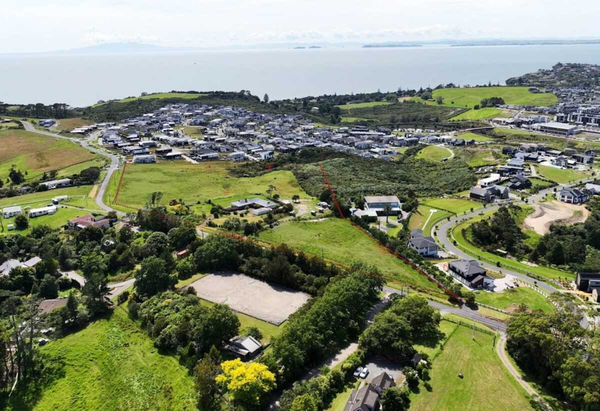 4.47ha land, supported by a concept subdivision for 14 residential lots of around 600 sqm, together with 8 large-lot sites exceeding 2,000 sqm each, 168 & 190 Vaughans Road, Long Bay, Auckland