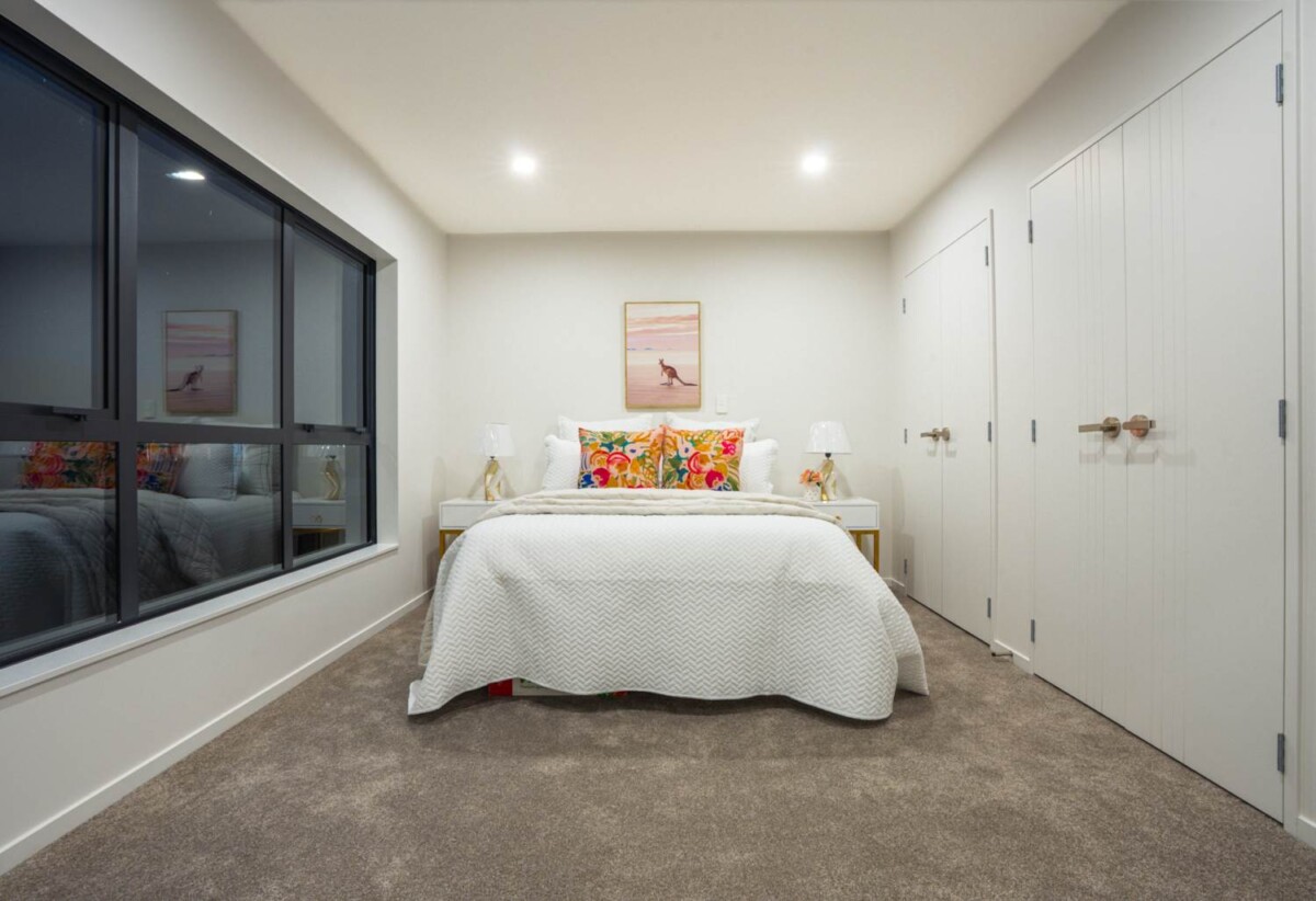 Price Reduced – The Developer Is Ready to Meet the Market, brandnew standalone 2 beds 2.5 baths home with 6m2 study room, walks to Hunters Plaza, , 4/17 Rose Road, Papatoetoe, Auckland