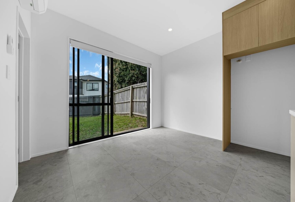 121m2 3 beds home on 164m2 section, with garage and big backyard, close to schools, shopping centres, parks, motorway access, 22B Tui Crescent, Manurewa, Auckland