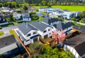 Move-in ready, 171m2 brandnew freehold standalone 5 beds house on 187m2 section, close to schools, parks, shopping centres, 22 Granville Drive, Massey, Auckland