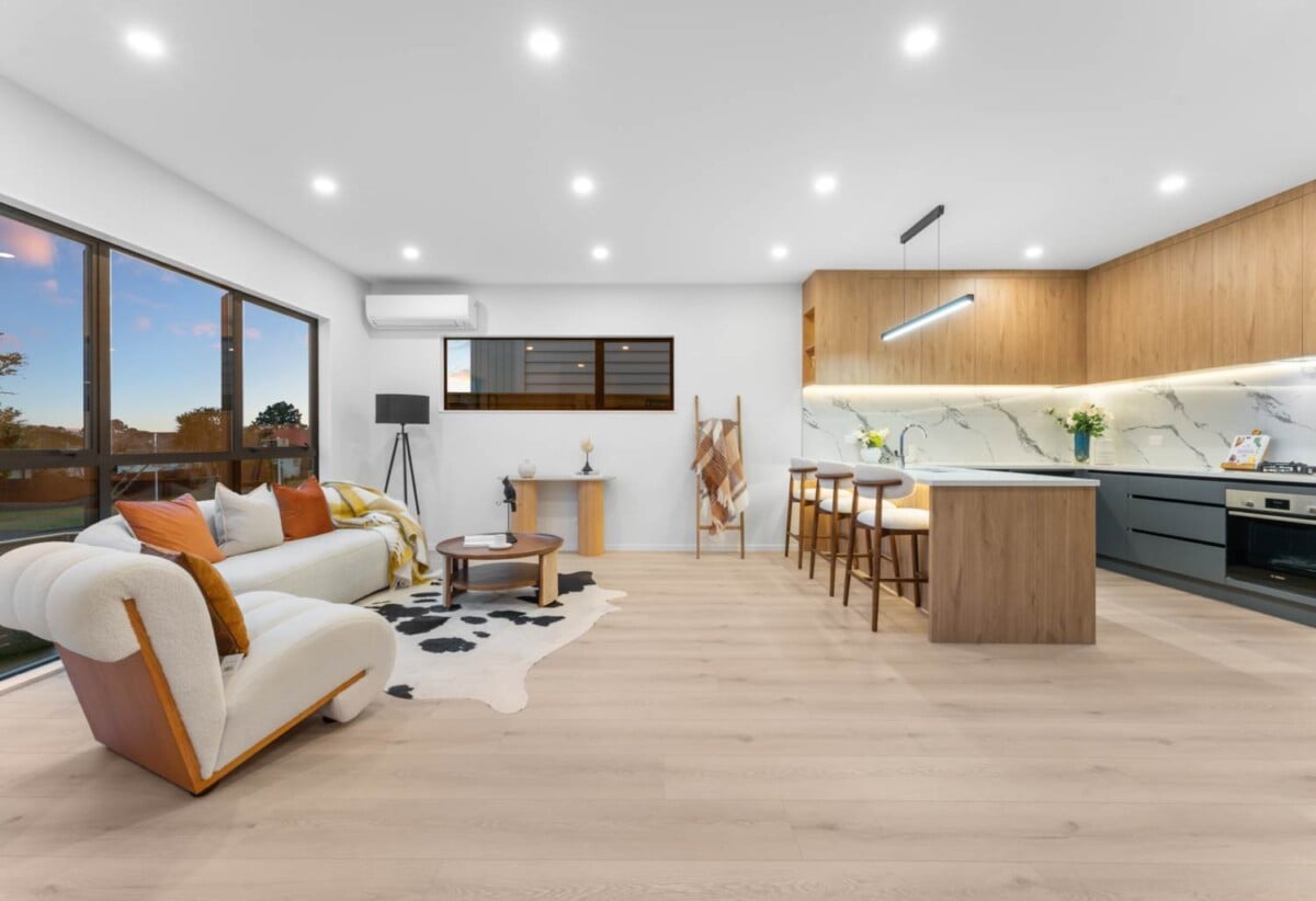 Move-in ready, brandnew standalone 4 beds house, close to schools shopping centres, motorway access, 2A Patrice Place, Massey, Auckland