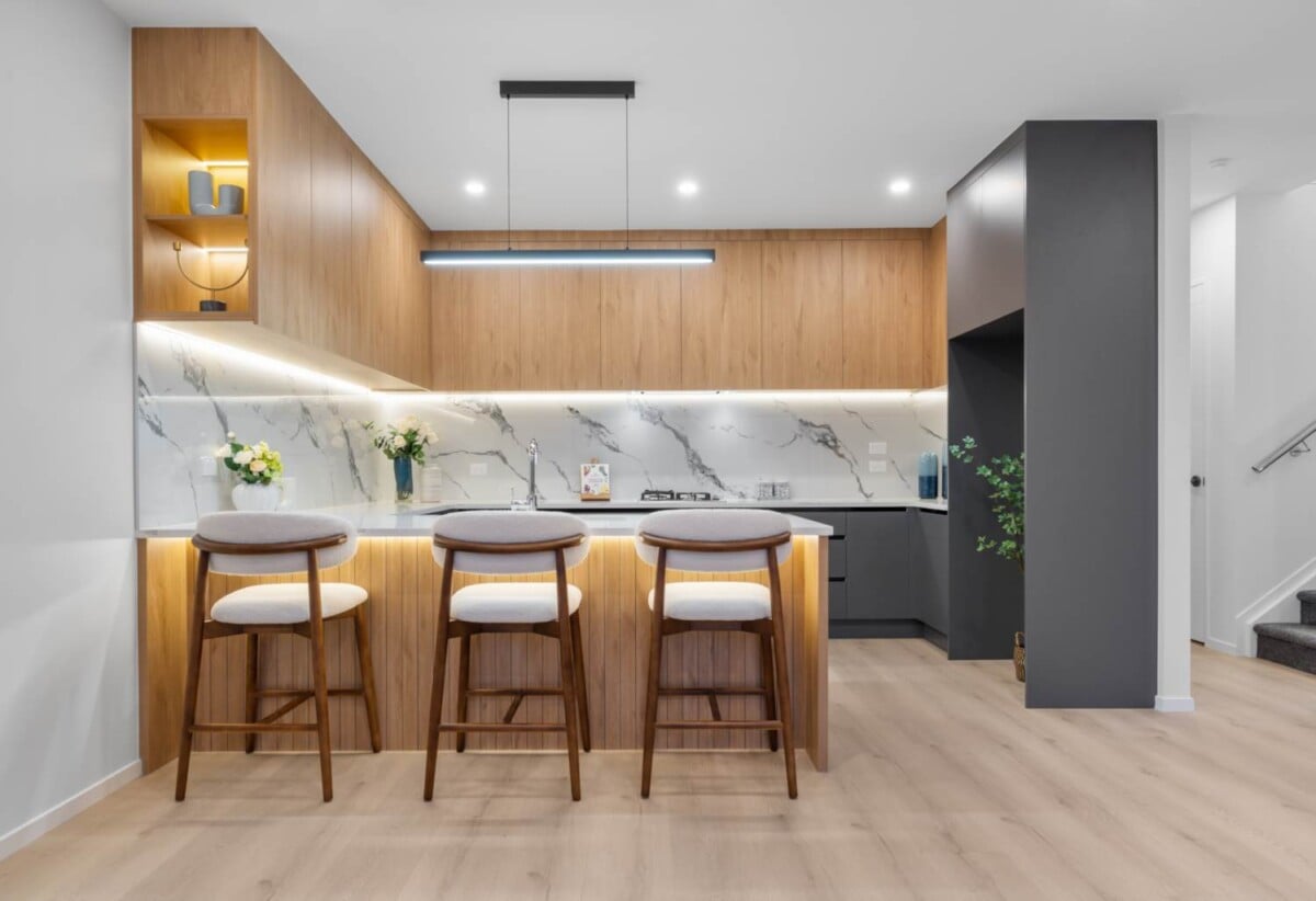 Move-in ready, brandnew standalone 4 beds house, close to schools shopping centres, motorway access, 2A Patrice Place, Massey, Auckland