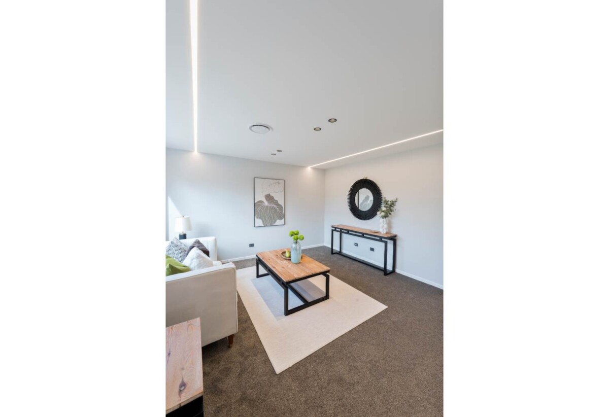 10 Years Master Build, brandnew 5 bed 3.5 baths house with garage and 2 ensuites, 0.4 km to Mangapikopiko School, 1.4 km to Rosehill Intermediate, 1.6 km to Rosehill College, 19 Taipahitini Road, Karaka, Auckland