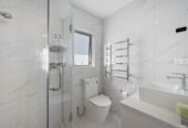 Standalone 3 beds 2.5 baths home with garage, close to schools, local Pak`nSave, cafes, trains, bus routes, and easy motorway access, 28E Ennismore Road, Mt Albert, Auckland