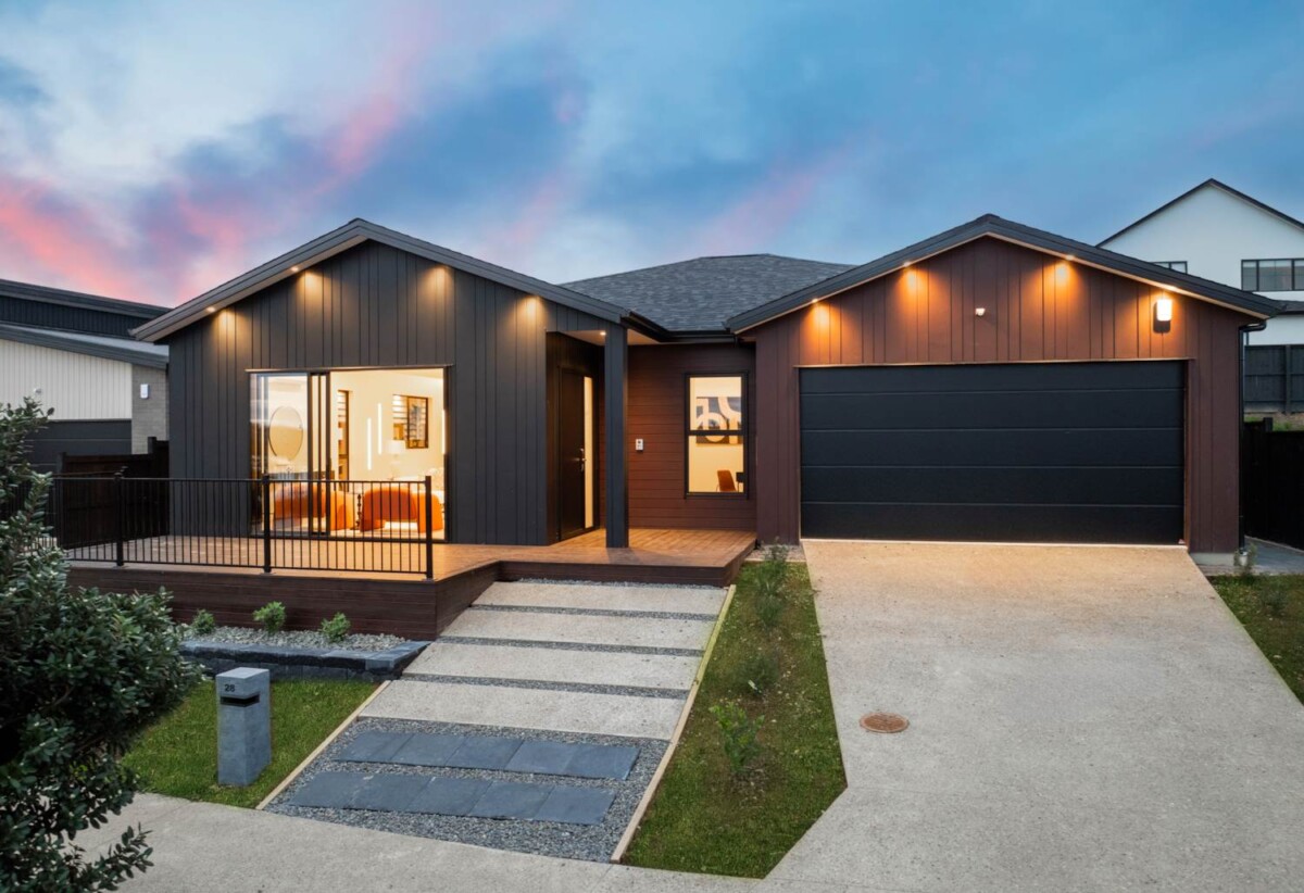 Must sell, Priced at cost, 10 Year Master Builder Guarantee, Vendors overseas, brandnew 4 beds house, 28 Evergreen Parade, Karaka, Auckland