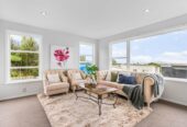 Freehold standalone 4 beds house on 428m² section, close to schools, Glenfield shopping centre, shops, 559 Glenfield Road, Glenfield, Auckland