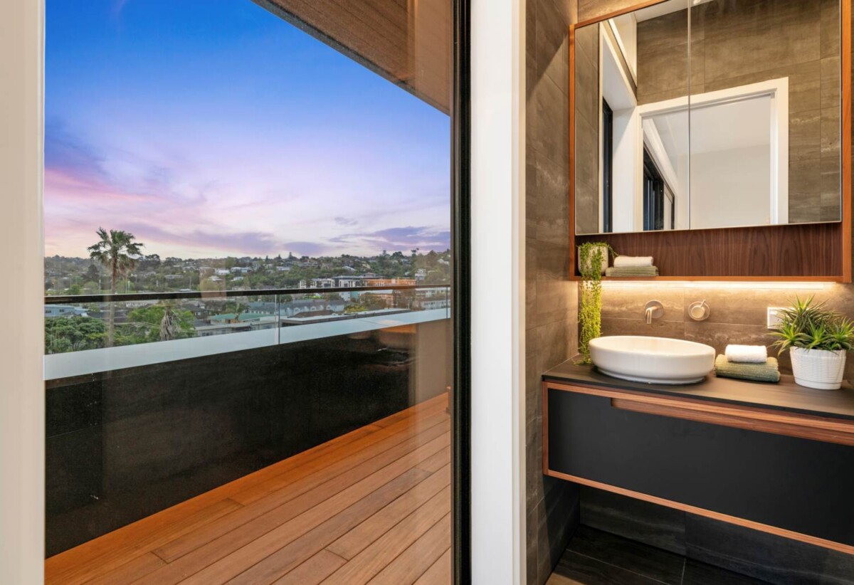 2 beds 2 baths apartment with a big office and double garage, Underfloor heating in both bathrooms , walks to Browns Bay Beach, shops, schools, 05 km to Browns Bay School, 503/32 Anzac Road, Browns Bay, Auckland