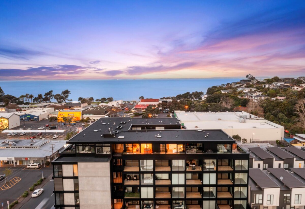 2 beds 2 baths apartment with a big office and double garage, Underfloor heating in both bathrooms , walks to Browns Bay Beach, shops, schools, 05 km to Browns Bay School, 503/32 Anzac Road, Browns Bay, Auckland