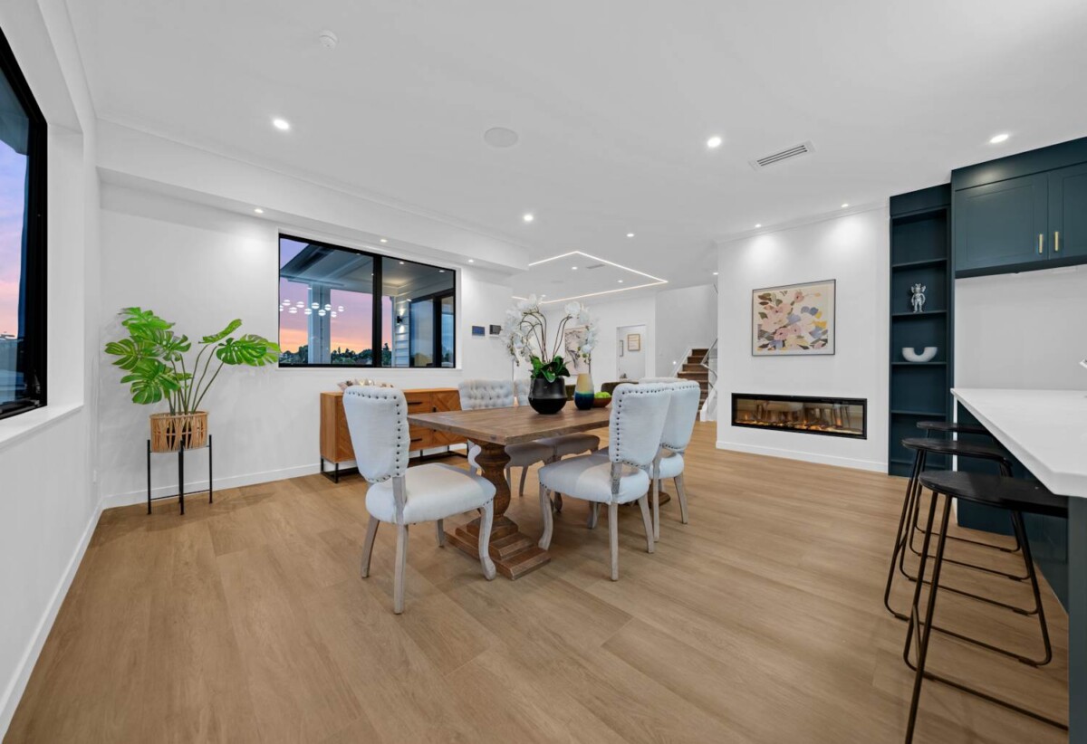 310m2 freehold standalone 7 beds 5.5 baths house on 306m2 section, with 2 beds granny, 1 main kitchen + 2 kitchenettes, minutes to schools, shopping centres, 66C Angelo Avenue, Howick, Auckland