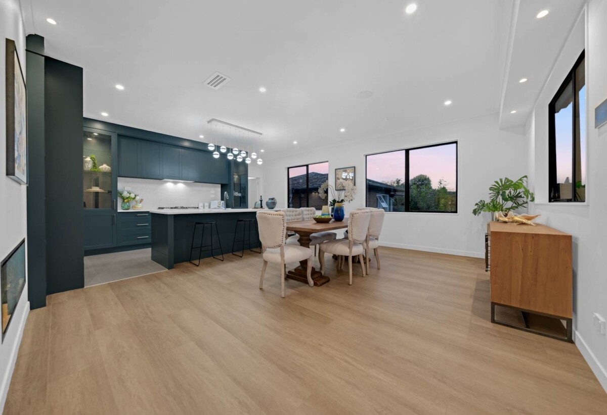 310m2 freehold standalone 7 beds 5.5 baths house on 306m2 section, with 2 beds granny, 1 main kitchen + 2 kitchenettes, minutes to schools, shopping centres, 66C Angelo Avenue, Howick, Auckland