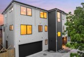 310m2 freehold standalone 7 beds 5.5 baths house on 306m2 section, with 2 beds granny, 1 main kitchen + 2 kitchenettes, minutes to schools, shopping centres, 66C Angelo Avenue, Howick, Auckland
