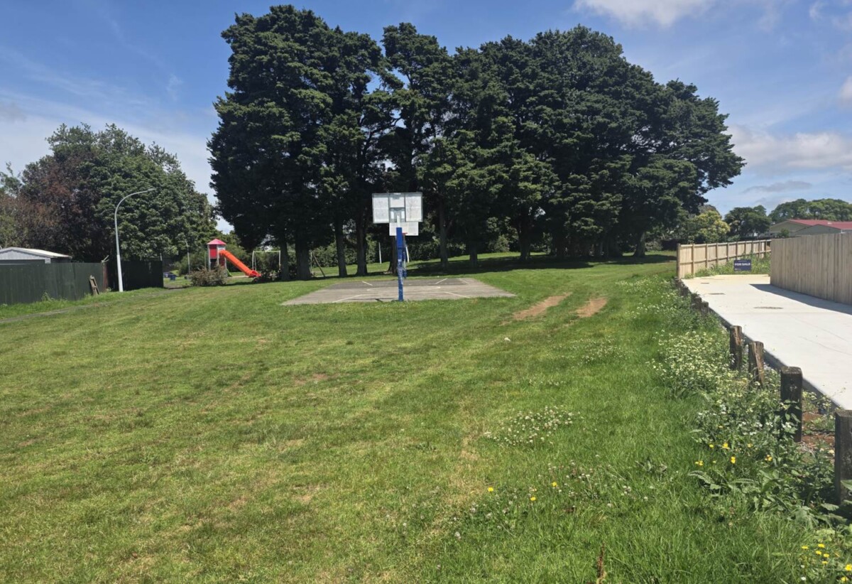 Must sell, 2 Lots (645m² & 744m²), Lots 1&2, 36 Holland Street, Pukekohe, Aucklandwith RC, BC EPA, 6+3 Building Terms Available, Minutes to Pukekohe township, 0.4 km to Pukekohe North School, 1.2 km to Pukekohe Intermediate, 1.6 km to Pukekohe High School,