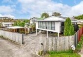 Recently renovated 3 beds house, move-in ready, Alfriston College and Randwick Park School zone, close to town centres, Auckland Botanic Gardens, Motorway access, 2/10 Nearco Street, Randwick Park, Auckland