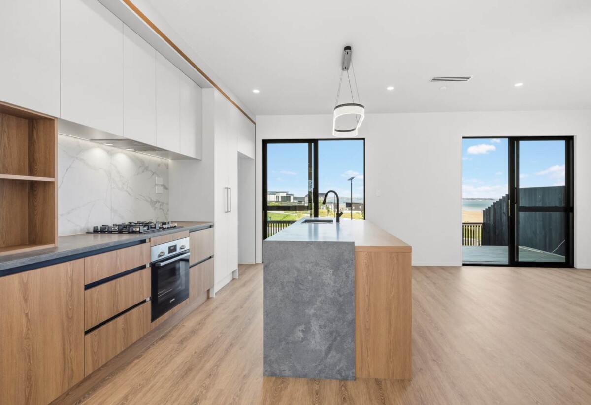 More-in ready, brandnew 4 beds house on 190m2 section, 0.5 km to Scott Point Primary School, 1.6 km to Hobsonville Point Secondary School, 74 Picnic Point Road, Hobsonville, Auckland