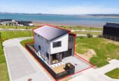 More-in ready, brandnew 4 beds house on 190m2 section, 0.5 km to Scott Point Primary School, 1.6 km to Hobsonville Point Secondary School, 74 Picnic Point Road, Hobsonville, Auckland