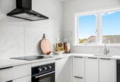 3 beds house with front yard, 0.6 km to Glendene School, 77 Farquhar Road, Glendene, Auckland