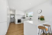 Macleans College and BBI schools zone, Brick and tile 3 beds 2 baths house, 150m2 floor area, a generous rumpus room downstairs, 0.4 km to Bucklands Beach Primary School, 21B Devon Road, Bucklands Beach, Auckland