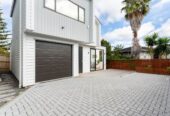 Brandnew standalone freehold 3 bed 2.5 beds home with garage, close to Mairangi Bay Village,, schools, beach, tennis courts, parks, and golf courses, 0.6 km to Mairangi Bay School, 41F Kowhai Road, Mairangi Bay, Auckland