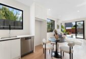 Brandnew standalone freehold 3 bed 2.5 beds home with garage, close to Mairangi Bay Village,, schools, beach, tennis courts, parks, and golf courses, 0.6 km to Mairangi Bay School, 41F Kowhai Road, Mairangi Bay, Auckland