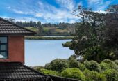 Built by renowned builder GJ Gardner, 4 beds 3 baths house with garage on 378m² section, 0.3 km to Mangapikopiko School, 1.4 km to Rosehill Intermediate, 1.6 km to Rosehill College, 5 Emerald Avenue, Rosehill, Auckland