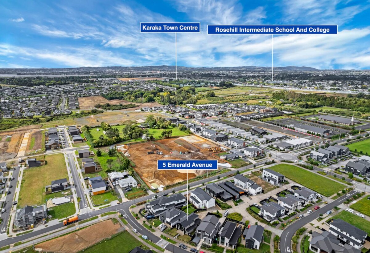 Built by renowned builder GJ Gardner, 4 beds 3 baths house with garage on 378m² section, 0.3 km to Mangapikopiko School, 1.4 km to Rosehill Intermediate, 1.6 km to Rosehill College, 5 Emerald Avenue, Rosehill, Auckland