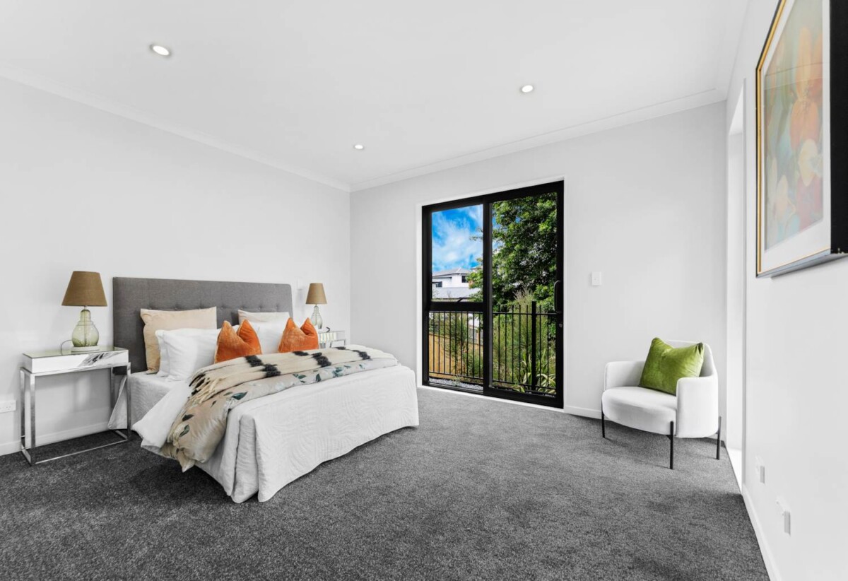 Two legal kitchens, brandnew 5 beds (3+2 or 4+1) 3.5 baths house, A self-contained wing with its own legal kitchen and living area, 75 Rongoa Maori Way, Pukekohe, Auckland