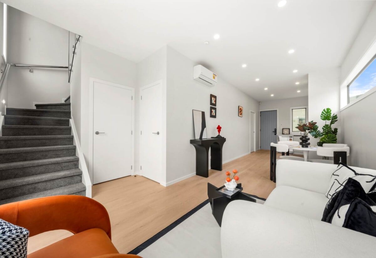 Motivated developer, move-in ready, Built by Jennian Homes with 10-Year Master Build Guarantee, Brandnew freehold 3 bed 2.5 baths home with garage, 0.7 km to Long Bay School, 8C Clensmore Place, Torbay, Auckland