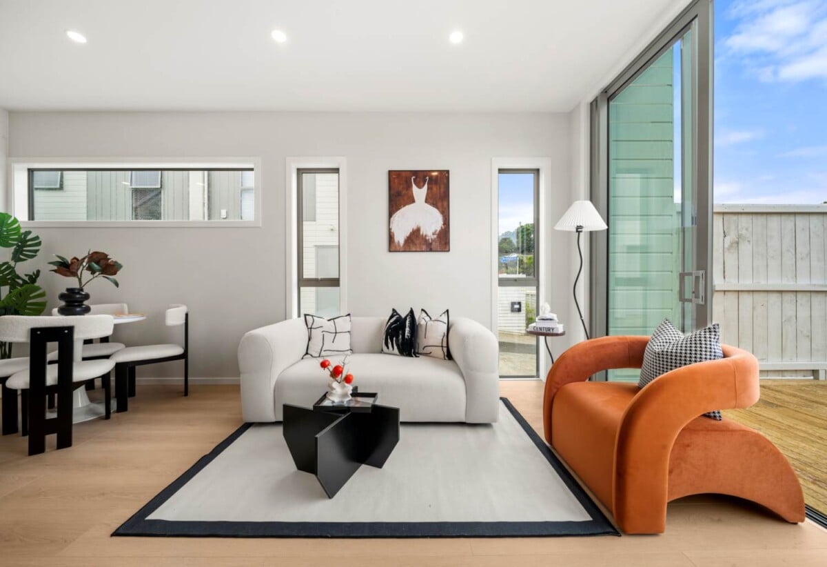Motivated developer, move-in ready, Built by Jennian Homes with 10-Year Master Build Guarantee, Brandnew freehold 3 bed 2.5 baths home with garage, 0.7 km to Long Bay School, 8C Clensmore Place, Torbay, Auckland