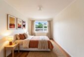 779m2 land, 4 beds 3 baths house (3 beds 2 beds house + 1 bed 1bath sleepout), All the windows have been replaced with aluminium jornery and double glazing ( including the sleepout), 0.2 km to Tamaki School, 9 Larsen Road, Panmure, Auckland