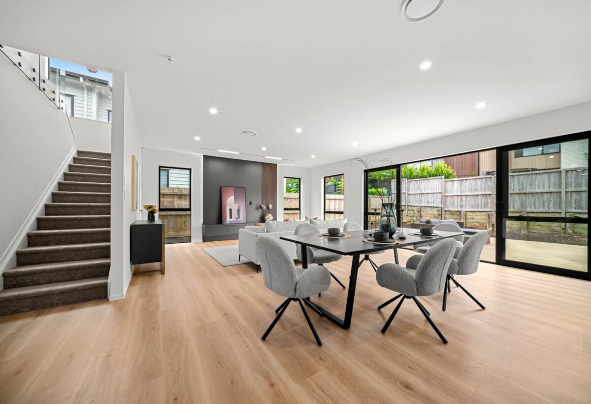 Brandnew 5 beds 4.5 baths house on 400m2 section, with 1 bed granny ground floor, 0.7km to Scott Point Primary School, 1.1 km to Hobsonville Point Secondary School, 6 Pukeko Road, Hobsonville, Auckland
