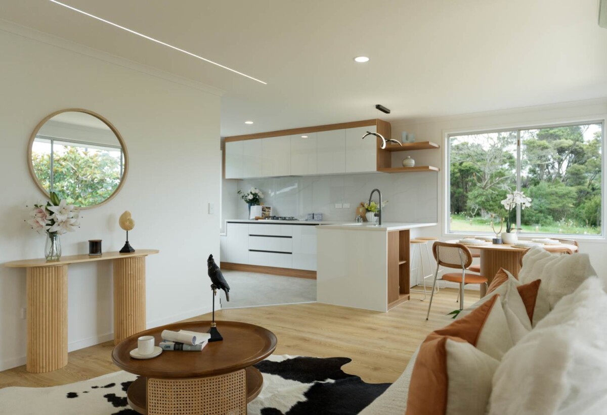 Directly across from a reserve, refreshed 3 beds 2 baths house with sun room on 607m2 section, minutes to schools, shopping mall, 1 km to Windy Ridge School, 1.7 km to Glenfield Intermediate School, 29 Domain Road, Glenfield, Auckland