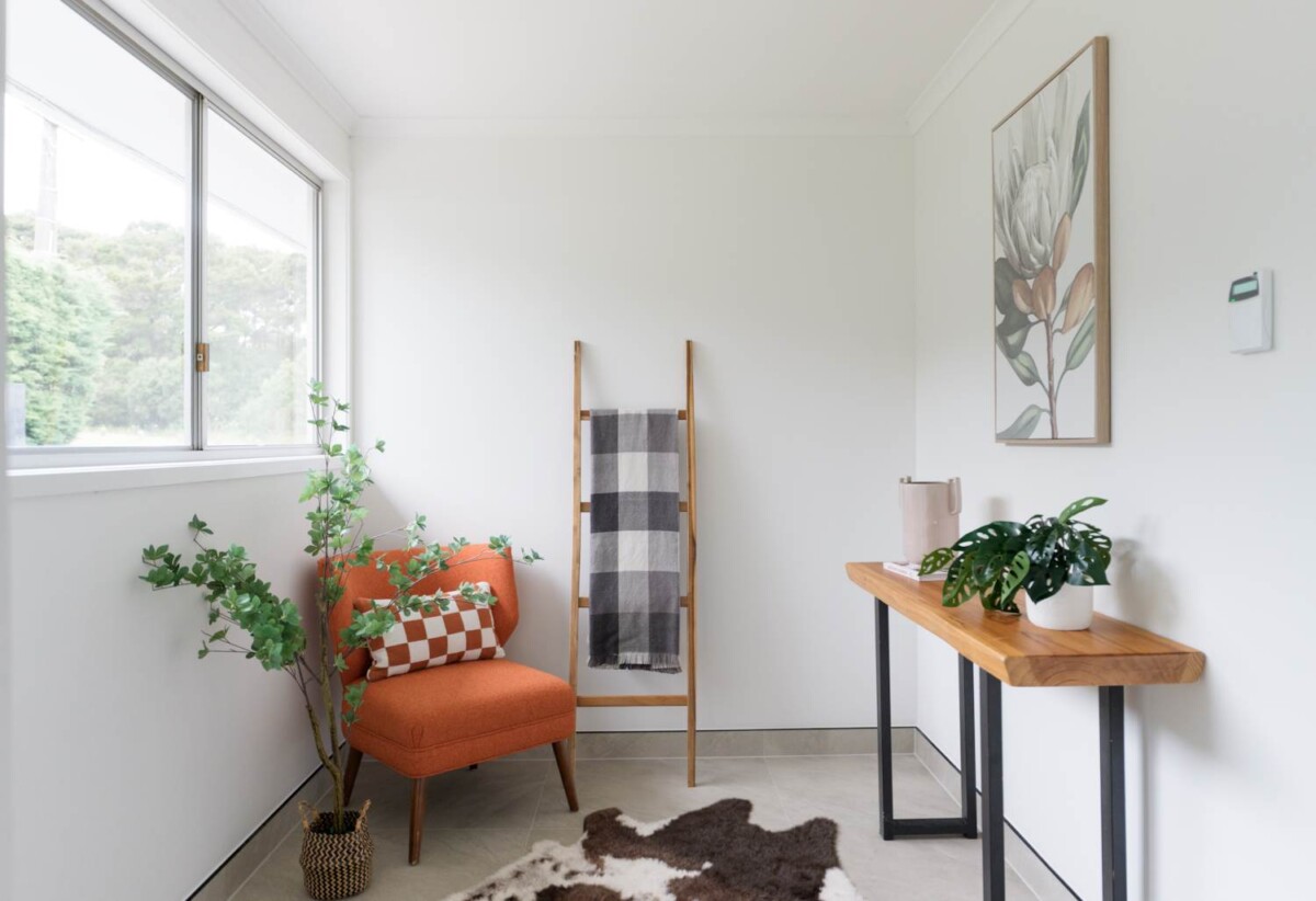 Directly across from a reserve, refreshed 3 beds 2 baths house with sun room on 607m2 section, minutes to schools, shopping mall, 1 km to Windy Ridge School, 1.7 km to Glenfield Intermediate School, 29 Domain Road, Glenfield, Auckland