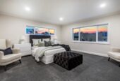 Albany school zone, 2 dwellings ( 6 beds 3 baths house + 1 bed 1 bath house), 565m2 7 beds house on 1501m2 section, close to schools, reserve, water access, Albany mall, 0.9 km to Greenhithe School, 11 Henry Blyth Lane, Greenhithe, Auckland