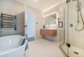 Brandnew 5 beds home with car park on 172m2 section, 2 ensuites, Costco is coming, New shopping mall is coming as well as new train station, 149 Bremner Road, Karaka, Auckland
