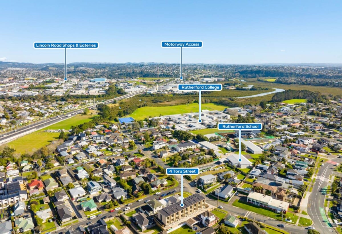 Brandnew 4 beds 4 baths home with garage, 1 bed 1 bath ground floor, 0.1 km to Rutherford School, 0.3 km to Rutherford College, 1.5 km to Te Atatu Intermediate, 4/4 Toru Street, Te Atatu Peninsula, Auckland