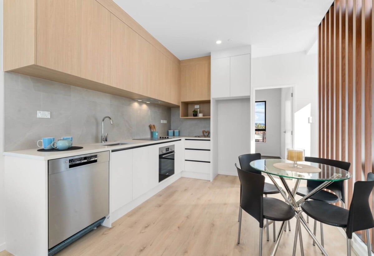 Brandnew 4 beds 4 baths home with garage, 1 bed 1 bath ground floor, 0.1 km to Rutherford School, 0.3 km to Rutherford College, 1.5 km to Te Atatu Intermediate, 4/4 Toru Street, Te Atatu Peninsula, Auckland