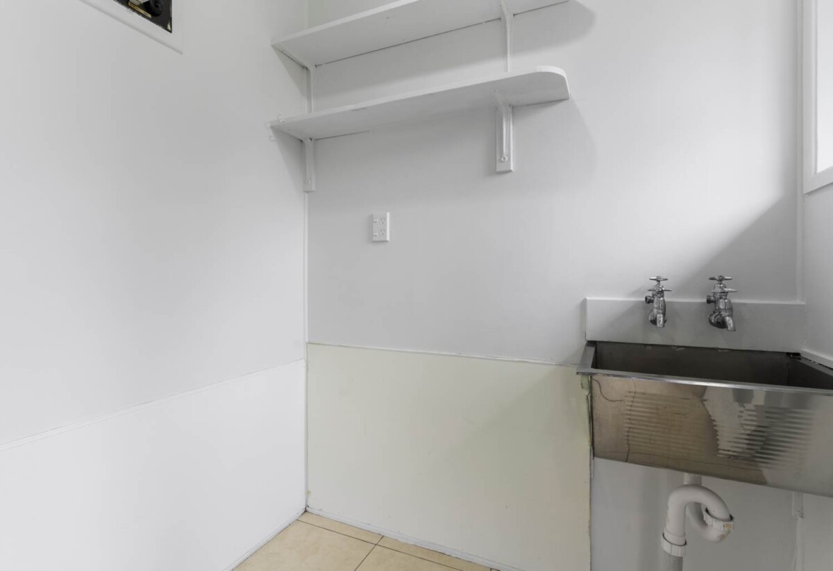 3 beds house on 607m² section, Zoning: Current MH Suburban / Proposed MH Urban (PC 120), CV 2024: $780,000 ( council rates $2,876 ), 1.4 km to Manurewa Intermediate, 46 Dagenham Street, Manurewa, Auckland