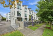 Freehold 4 beds 2 baths home with garage, 0.6 km to Mission Heights Primary School, 0.5 km to Mission Heights Junior College, 0.8 km to Ormiston Senior College, 313 Murphys Road, Flat Bush, Auckland