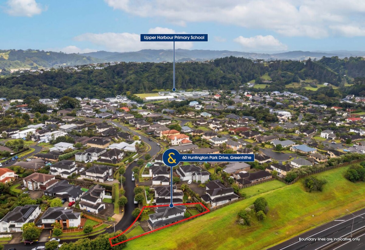 333m2 6 beds 4 baths house on 589m² section, with 2 beds granny, 0.5 km to Upper Harbour Primary School, 1.4 km to Greenhithe School, 2.0 km to Albany Junior High School, 60 Huntington Park Drive, Greenhithe, Auckland