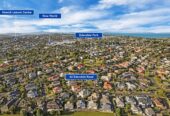 Brick and tile 4 beds 3 baths house on 320m2 section, close to schools, shopping centres, 0.9 km to Somerville Intermediate School, 42A Edendale Road, Somerville, Auckland