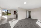 6 beds 2.5 baths houses on 1.4258ha land, a 4 beds 1.5 bath main home + 2 beds 1 bath cottage, currently rented for rented at $690 and $650 per week, 2.4 km to Coatesville School, 2.5 to Albany Senior High School, 136 Ridge Road, Coatesville, Auckland