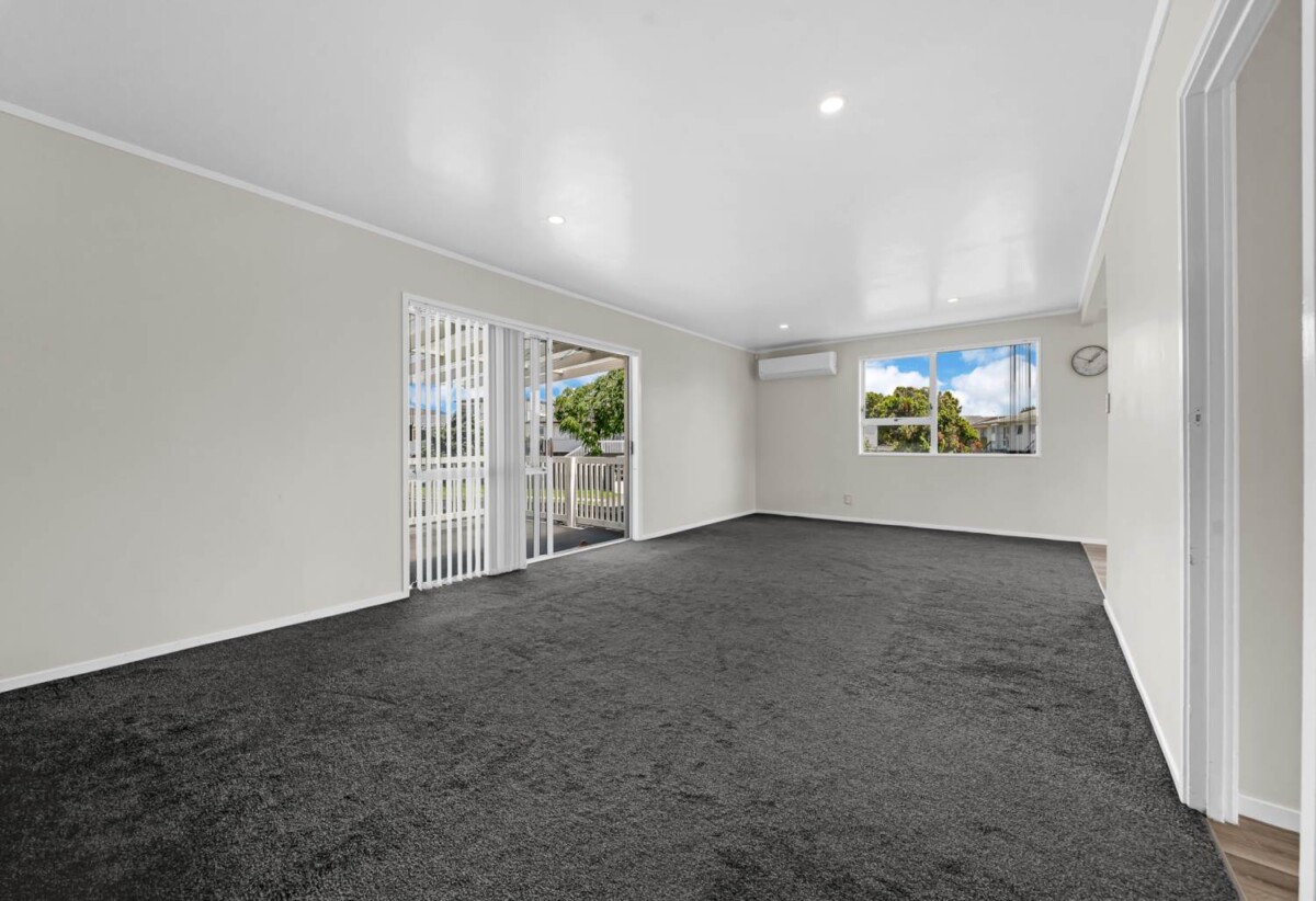 Vendors Are Moving, 4 beds 1 bath house on 611m2 section, handy to Clendon Shopping Centre., 0.2 km to Roscommon School, 2.2 km to Manurewa High School, 20 Frobisher Way, Manurewa, Auckland