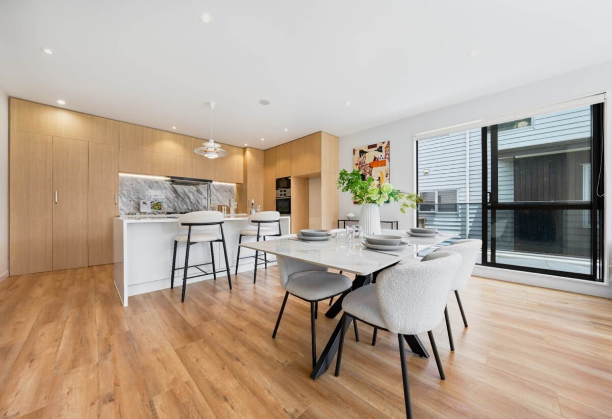 5 beds 4 baths house on 336m² section, walks to Long Bay Village and beach, 0.5 km to Long Bay College, 0.6 km to Long Bay School, 16 Windlass Street, Long Bay, Auckland