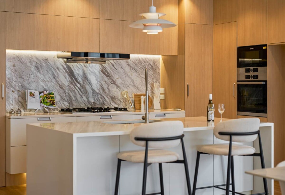 5 beds 4 baths house on 336m² section, walks to Long Bay Village and beach, 0.5 km to Long Bay College, 0.6 km to Long Bay School, 16 Windlass Street, Long Bay, Auckland