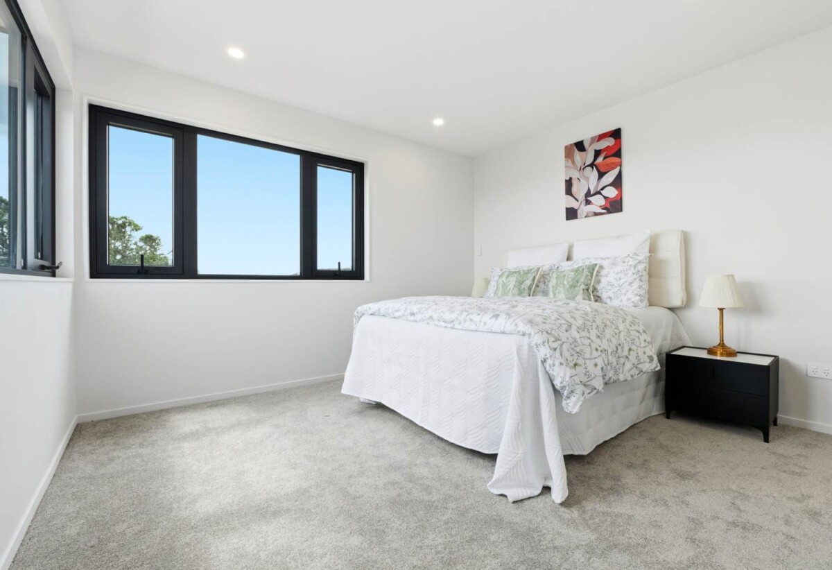 Brandnew standalone 4 beds 2.5 baths home with garage, 1 km to Howick Intermediate, 1.1 km to Howick Primary School, 1.4 km to Pakuranga College, Lot 4/88 Bradbury Road, Highland Park, Auckland