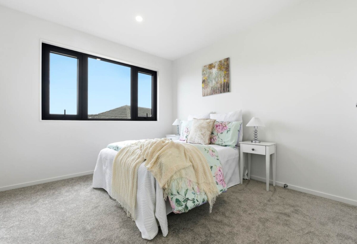 Brandnew standalone 4 beds 2.5 baths home with garage, 1 km to Howick Intermediate, 1.1 km to Howick Primary School, 1.4 km to Pakuranga College, Lot 5/88 Bradbury Road, Highland Park, Auckland