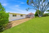 3 beds 2 baths house on 900m2 section, 0.7 km to Glenfield Primary School, 0.9 km to Glenfield Intermediate School, 24 Weldene Avenue, Glenfield, Auckland